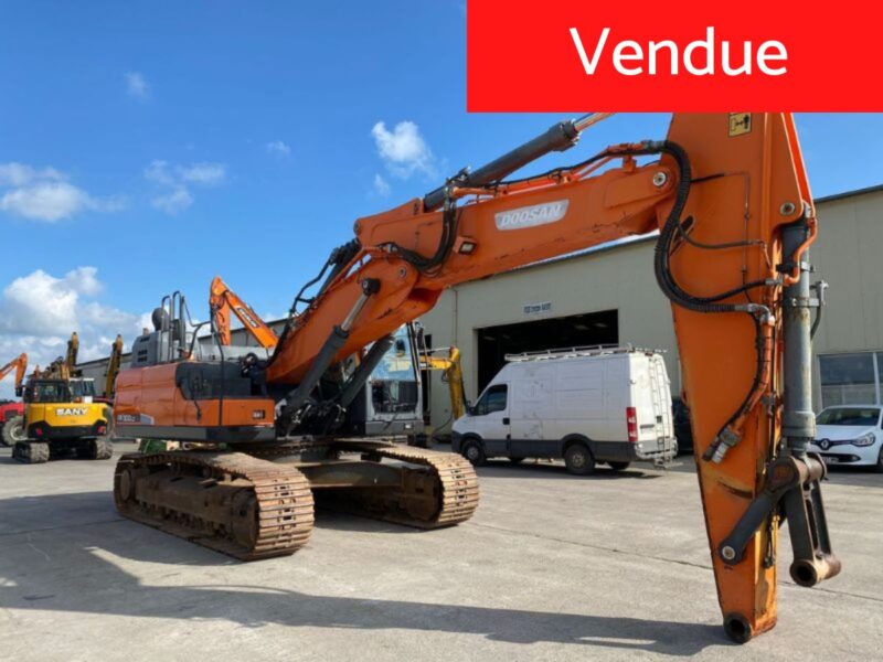 Pelle sur chenilles - Doosan DX 300 LC-5
