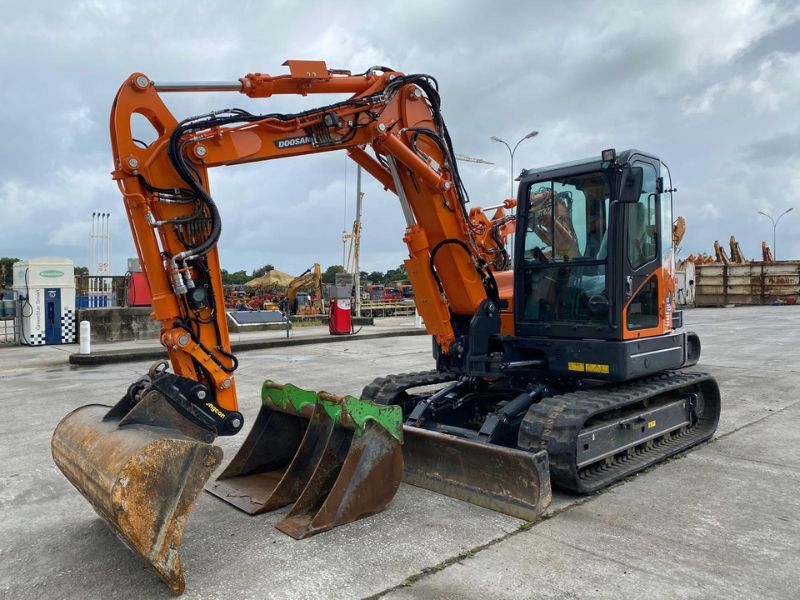 Pelle Doosan DX85R - Occasion