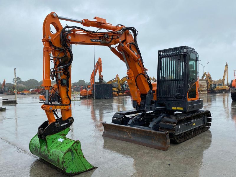 Pelle Doosan DX85R forestière - Occasion