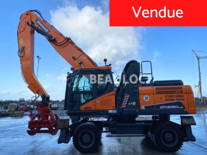 Doosan-DX-250-W - Occasion