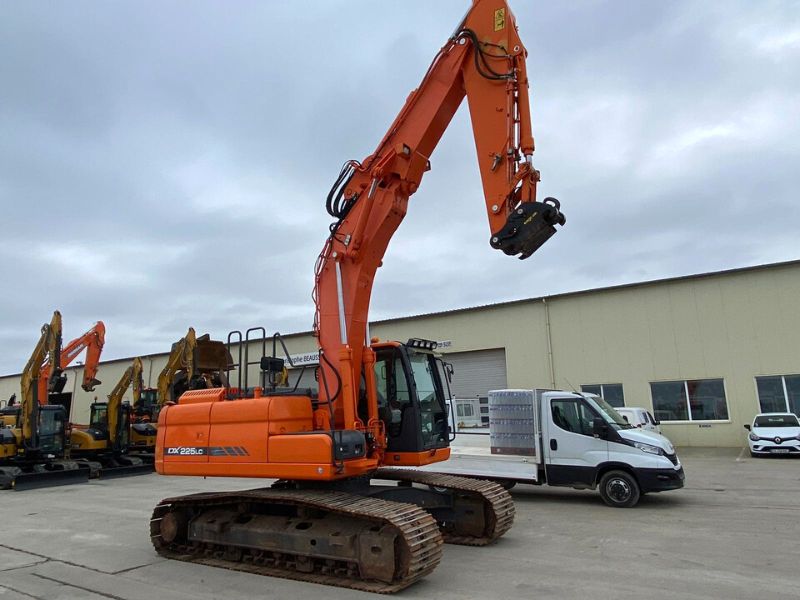 Doosan DX225LC - Bras déport